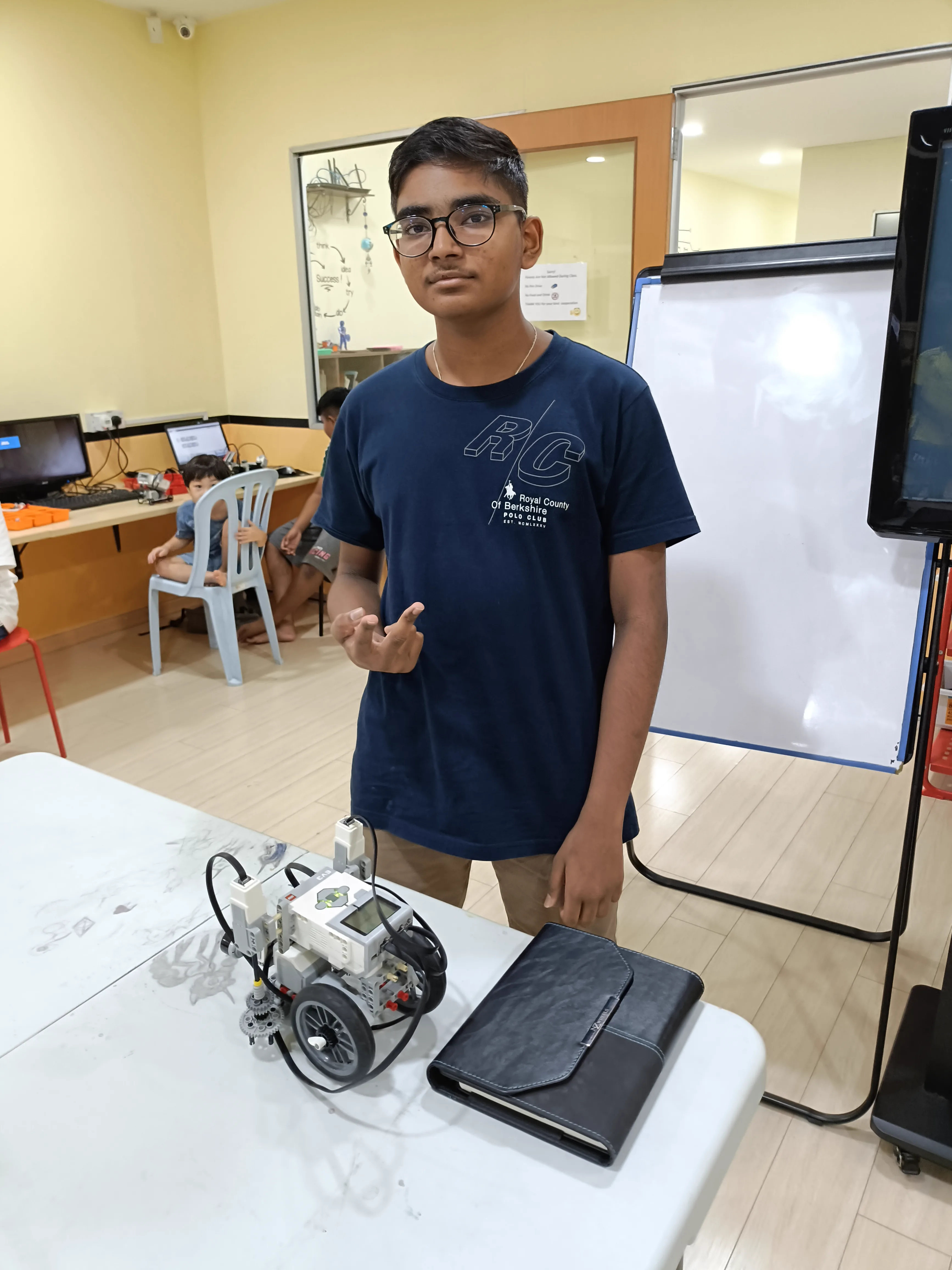 Build Your Own Robots photo 2